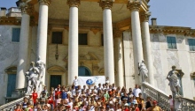Youth for Human Rights International bracht mensenrechten tot leven voor kinderen op een zomerkamp in Padova.